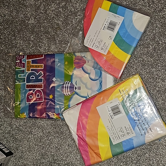 🖤Rainbow TableCovers and Napkins # UU - Picture 1 of 4